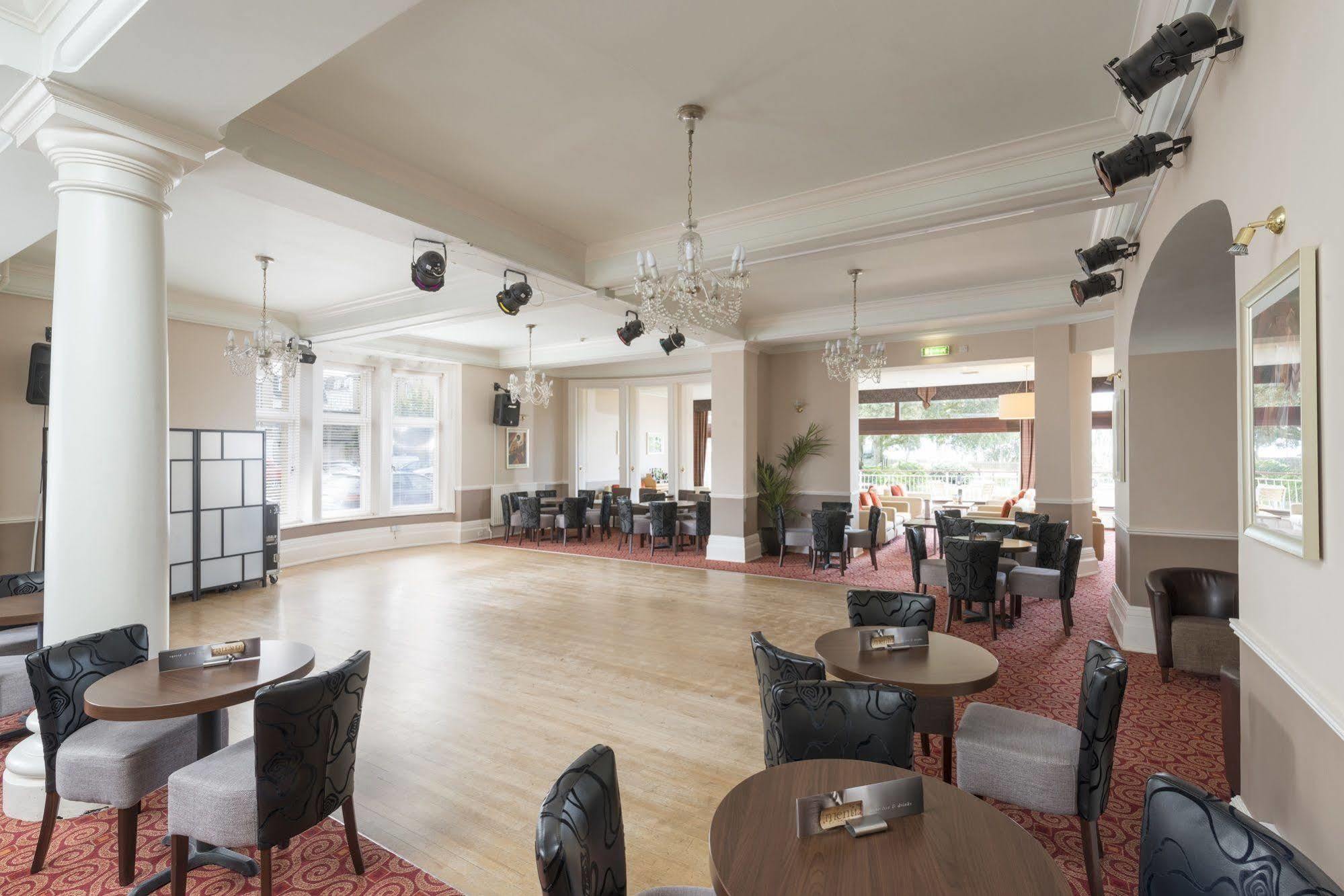 The Nici Hotel Bournemouth Bagian luar foto