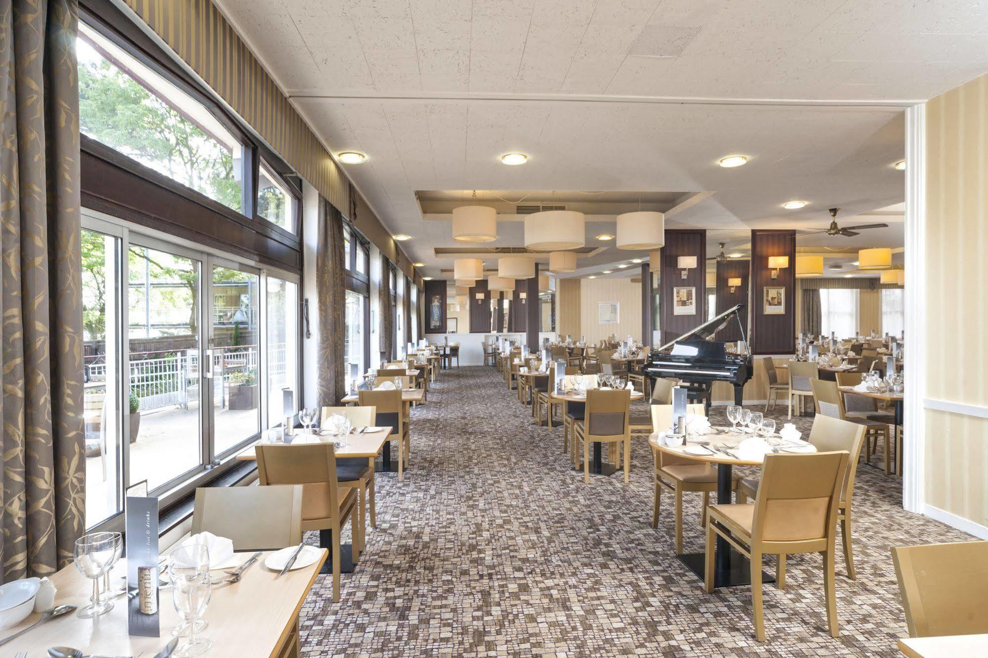 The Nici Hotel Bournemouth Bagian luar foto